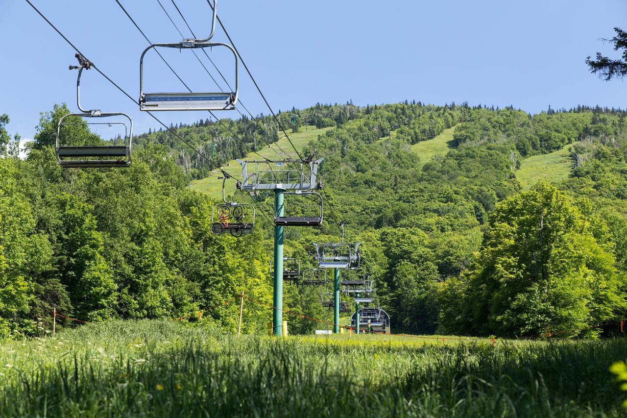Burke Mountain Hotel And Conference Center Kültér fotó